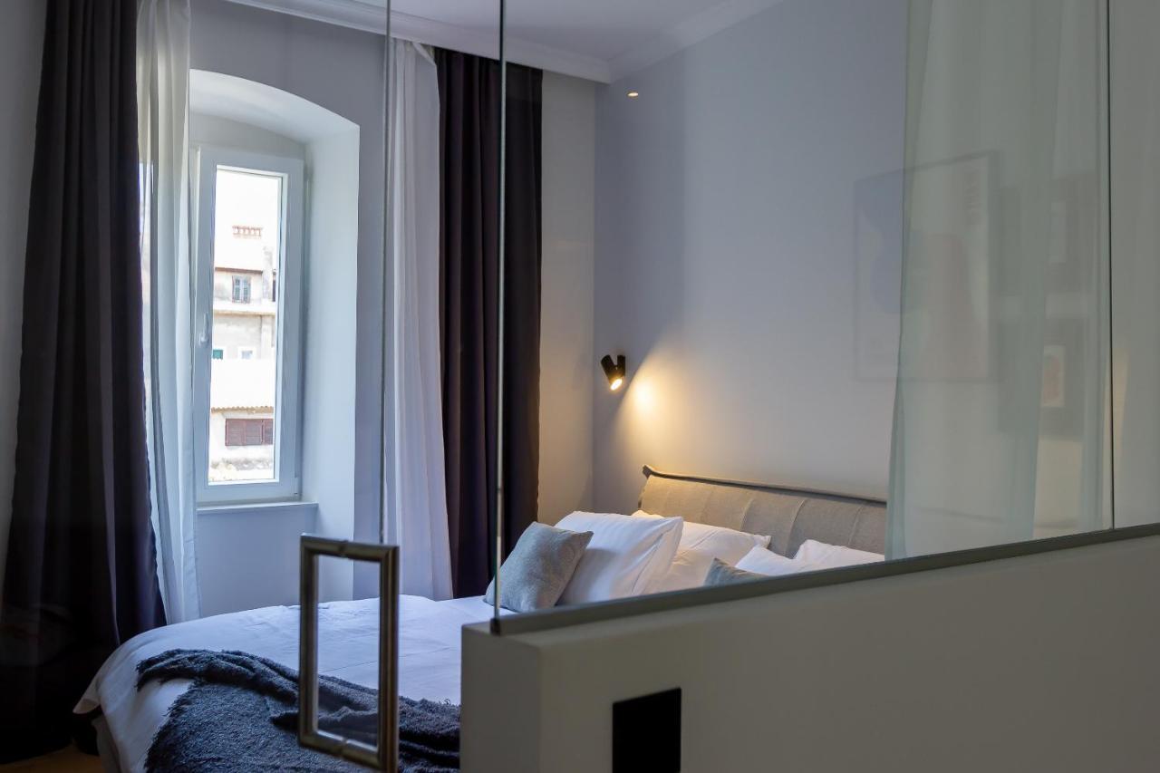Maroen Lux Studio And Apartment Old Town สปลิท ภายนอก รูปภาพ