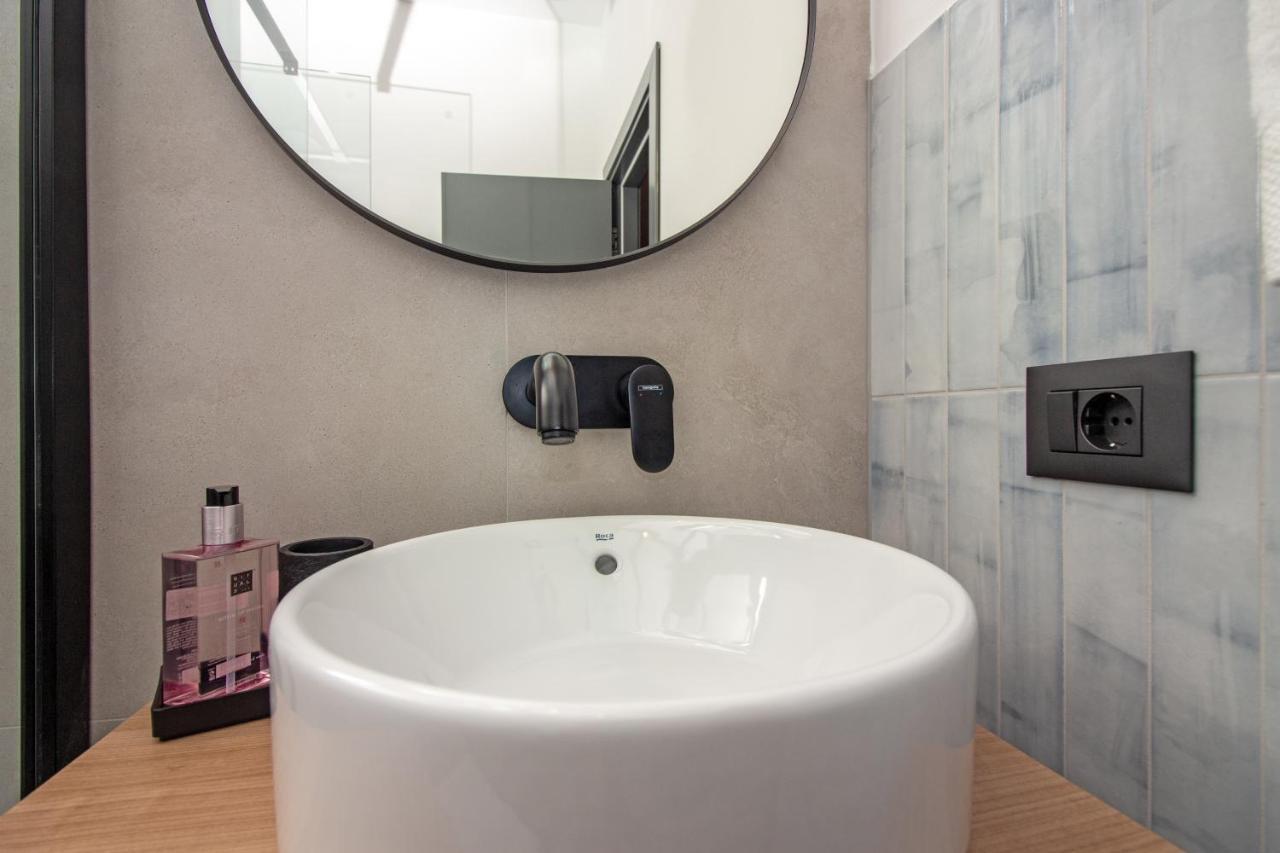 Maroen Lux Studio And Apartment Old Town สปลิท ภายนอก รูปภาพ
